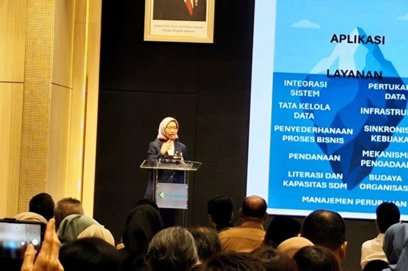 MenpanRB Rini Widyantini Resmikan MPP Minut dan Apresiasi Bupati Joune Ganda