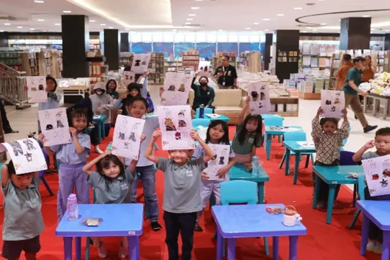ARYADUTA Manado Bekerja Sama Dengan Gramedia dan Sekolah