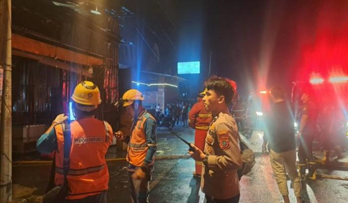 Queen Fish Dilalap Api, Bangunan dan Peralatan Hangus Terbakar