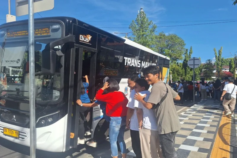 Transportasi Modern Manado, Teman Bus Resmi Beroperasi, Gratis 3 Bulan!